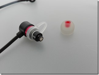 BluetoothイヤホンMFB-E3300のイヤーフックの付け方